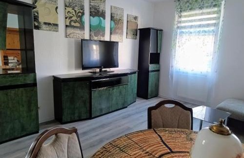 Hofgeismar Appartement | "PHÖNIX" mit Garten, bis 8 Personen, 1A Lage!