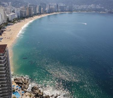 Costa Azul Hôtel | PH Torres Gemelas