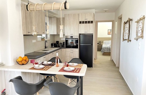 Platanias Town Maison | Phaedra House for relaxing holidays near Platanias