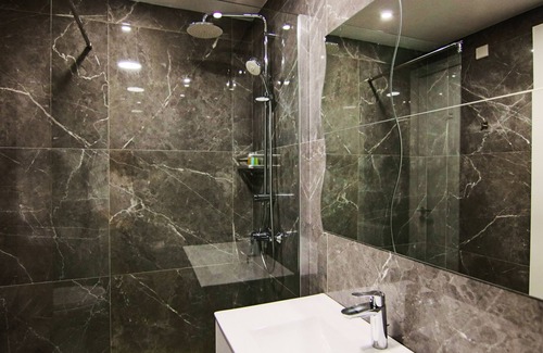 Acropolis Appartement | Phaedrus Living Luxury Suite Nicosia 502