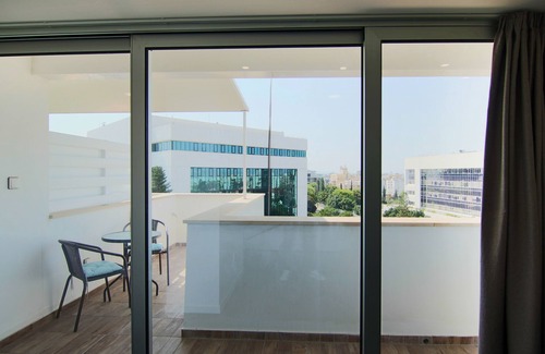 Acropolis Appartement | Phaedrus Living Luxury Suite Nicosia 504