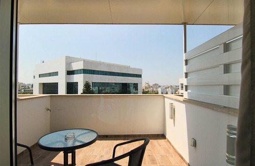Acropolis Appartement | Phaedrus Living Luxury Suite Nicosia 506