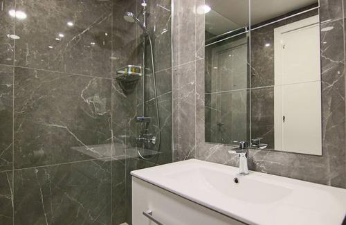 Acropolis Appartement | Phaedrus Living Luxury Suite Nicosia 506