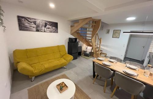 Euskirchen Appartement | Phantasialand, Therme, Köln, Bonn, Arbeitsplatz, Bäckerei um die Ecke