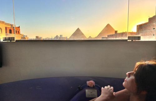 Al Haram Appartement | Pharaoh jacuzzi pyramids view