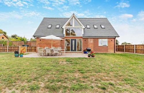 Eastgate Maison | Pheasant House - Cawston