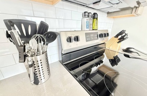 Poplar Appartement | Philly Central King 1 Br Apt Easily Walkable to Attractions