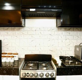 Metro Luzon Urban Beltway Maison | Phoenix Bliss - Amber