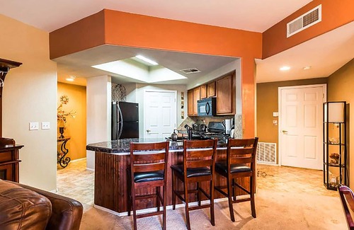 Maryvale Copropriété | Escapade Phoenix Desert Oasis - 2-BR, 2 Bth - Desert Breeze Villas Condo AZ