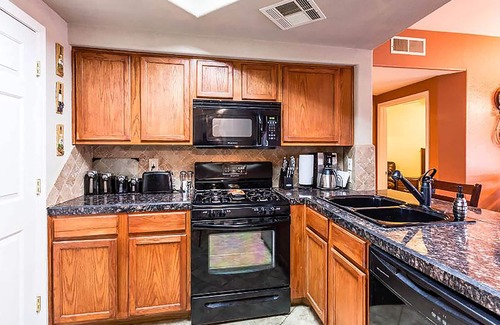 Maryvale Copropriété | Escapade Phoenix Desert Oasis - 2-BR, 2 Bth - Desert Breeze Villas Condo AZ