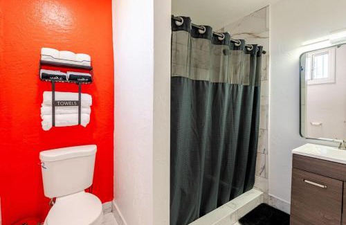 Maryvale Appartement | Phoenix Red Room for Couples