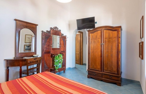 Lipari Historic Centre Lit Et Petit-Déjeuner | Bed & Breakfast à Lipari avec 1 chambres à coucher, 2 couchages