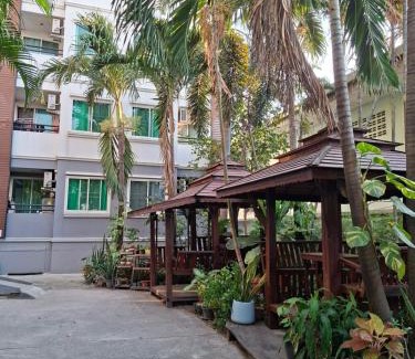 Bang Phli Appartement | Phuengthong Building Mega Bangna