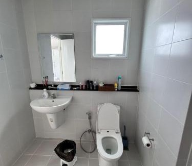 Ko Kaeo Maison | Phuket House House with excellent location and excellent views Sleeping area Отличный Дом, Комната со всеми удобствами
