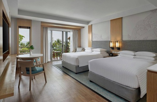 Patong Station Balnéaire | Phuket Marriott Resort & Spa, Merlin Beach