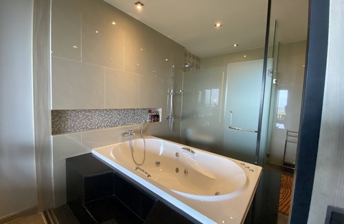 Chalong Hôtel | Phuket View Coffee and Resort