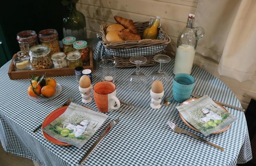 Stokrooie Lit Et Petit-Déjeuner | Pia B&B Babbita