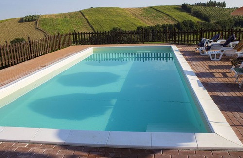 Montecarotto Maison | Piagge Del Sole: Belle ferme à la campagne avec piscine