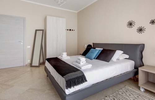 Alba Appartement | Piazza Garibaldi in Alba