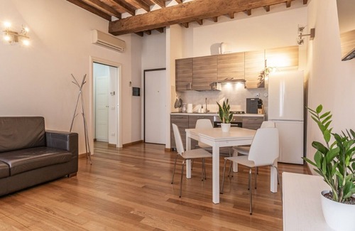 Carpi Appartement | [Piazza Martiri]-Au centre sous le Château