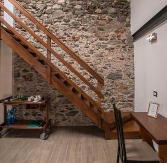 Arona Appartement | PICCOLA VILLA nel Centro Storico