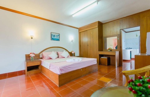 Nanai Road Maison | Pichnaree Guest House
