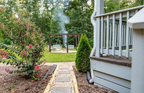 Nellysford Maison | Pickleball - 2 Homes - Sleeps 20 - 151 Brew Trail
