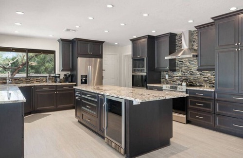 Paradise Valley Village Maison | Pickleball | Basketball | Game Room | Golf Course