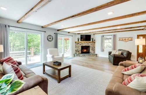 Potts Grove Maison | Pickleball Court and Fire Pit Milton Cabin!