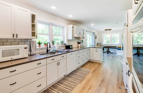Potts Grove Cabine | Pickleball Court & Fire Pit: Milton Cabin!