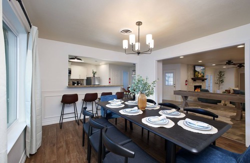Castle Hills Maison | Sleeps 16 Private Pool Sport Court Hot Tub Arcade