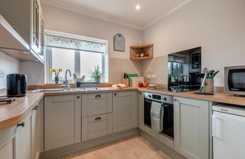 Westbury Maison | Picquet View