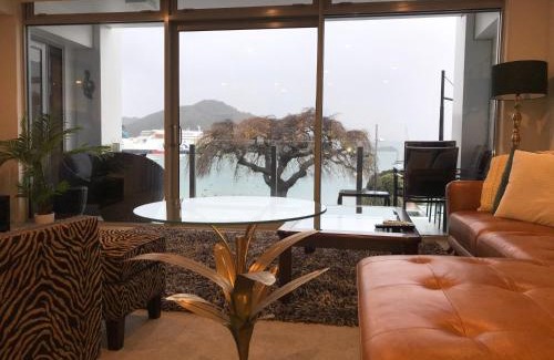 Picton Appartement | Picton Waterfront Oxley's Luxury Apartment