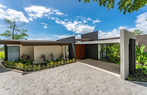 Panama Beach Villa | Picture-Perfect Ocean-View Villa – Ideal for Families & Relaxation