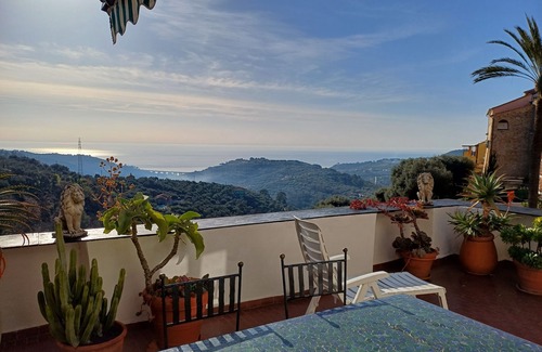 Civezza Appartement | Pittoresque appartement dans ancien village viticole, terrasse avec vue sur mer