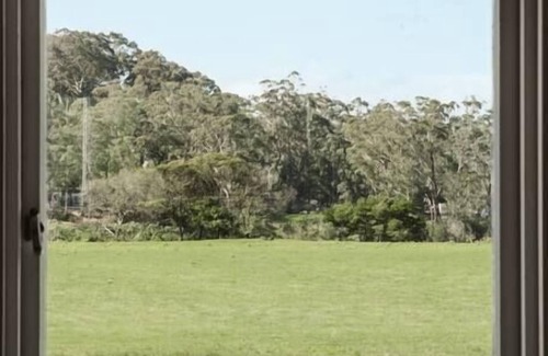 Mundamia Cabine | Picturesque Barn located on the Shoalhaven River