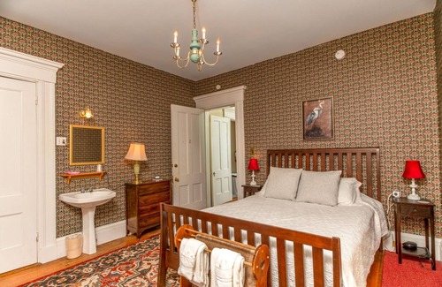 Limerick Lit Et Petit-Déjeuner | Picturesque bed and breakfast, nestled in the foothills of the white mountains