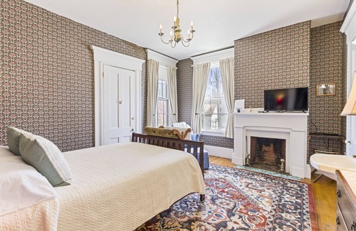 Limerick Lit Et Petit-Déjeuner | Picturesque bed and breakfast, nestled in the foothills of the white mountains
