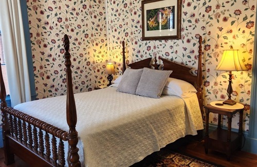Limerick Lit Et Petit-Déjeuner | Picturesque bed and breakfast, nestled in the foothills of the white mountains.