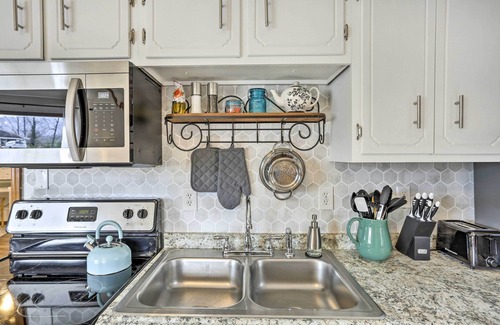 Trenton Cottage | Picturesque Cottage in the Heart of Trenton!