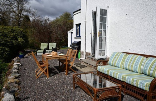 Taynuilt Appartement | Picturesque country suite located at Lonan Country House & Gardens in Scotland!