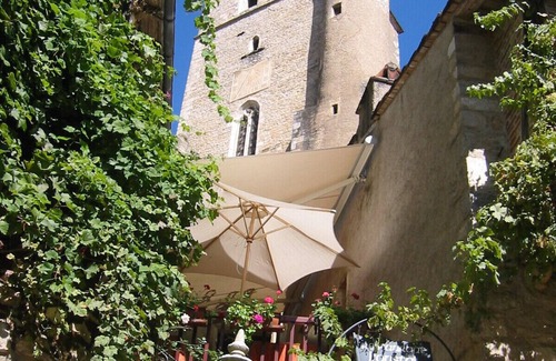 Saint-Cirq-Lapopie Maison | Maison pittoresque et jardin dans le village historique