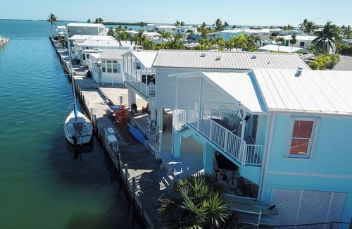 Cutthroat Harbor Estates Maison | Piece Of Eight - Venture Out 279