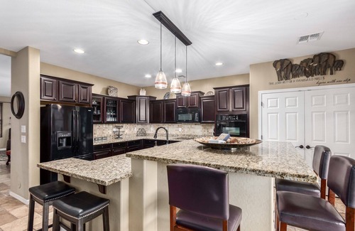 San Tan Valley Maison | Piece of Paradise avec un complexe comme piscine!