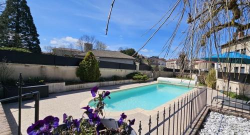 Usson-en-Forez Maison | Pierres et souvenirs