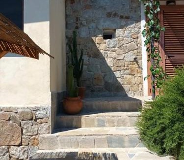 Pisciotta Maison | Pietra Fiorita Cottage