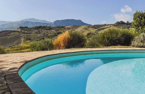 Torre de' Passeri Appartement | Pietra Pizzuta Country House "Maiella" in the heart of Abruzzo. 1 pool