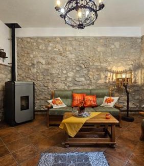 Faicchio Maison | PietraViva Casa vacanze FAICCHIO, NON VISANTI