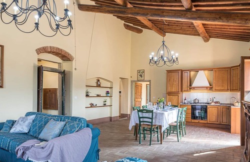 Pieve a Presciano Villa | Maison individuelle, 6 couchages, entourée d'oliviers et de vignes, jardin avec piscine privée, belle