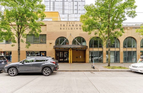 Belltown Maison | Pike Market Millionaire's Oasis: 3-Bedroom Seattle Sky Palace